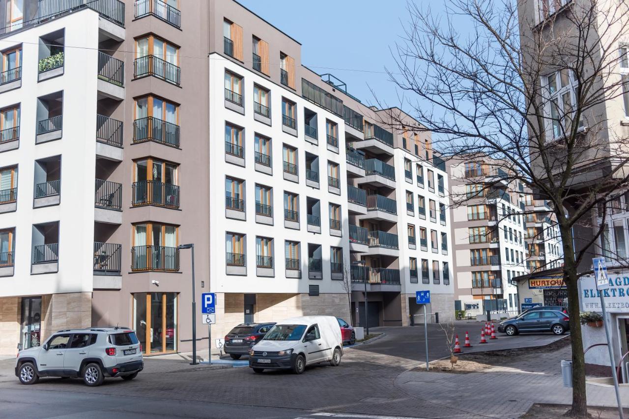 Apartament Z Ogrodkiem I Garazem Poznan Luaran gambar