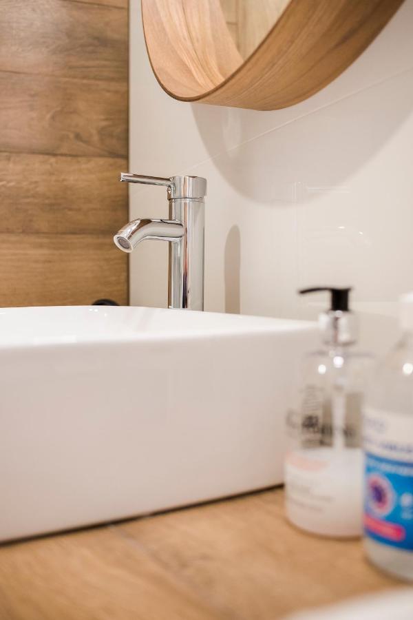 Apartament Z Ogrodkiem I Garazem Poznan Luaran gambar
