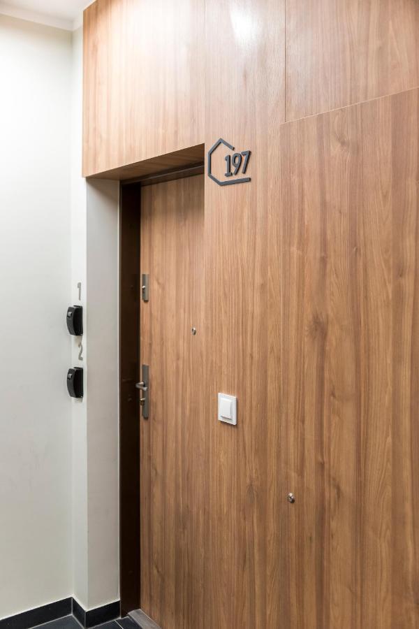 Apartament Z Ogrodkiem I Garazem Poznan Luaran gambar