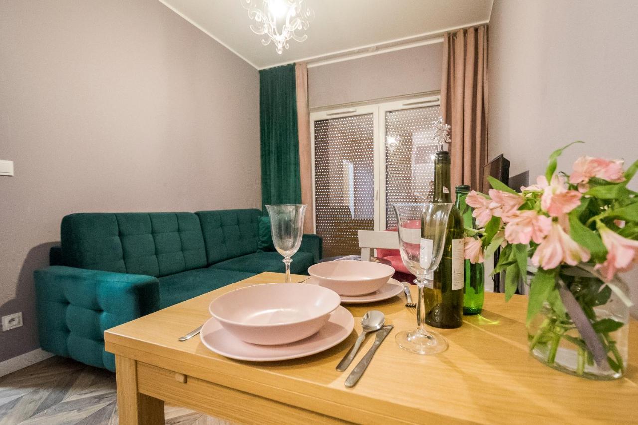 Apartament Z Ogrodkiem I Garazem Poznan Luaran gambar