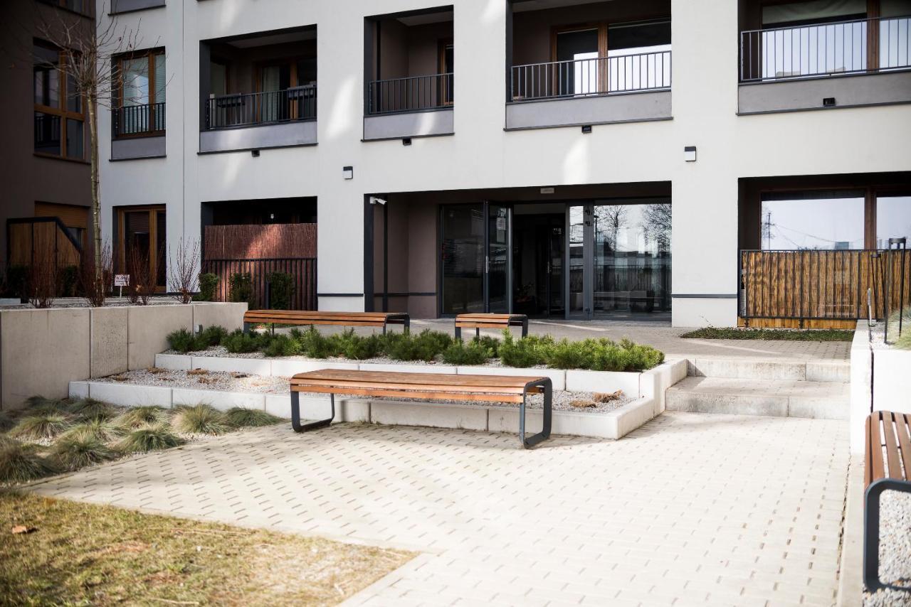 Apartament Z Ogrodkiem I Garazem Poznan Luaran gambar