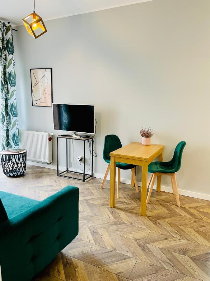 Apartament Z Ogrodkiem I Garazem Poznan Luaran gambar