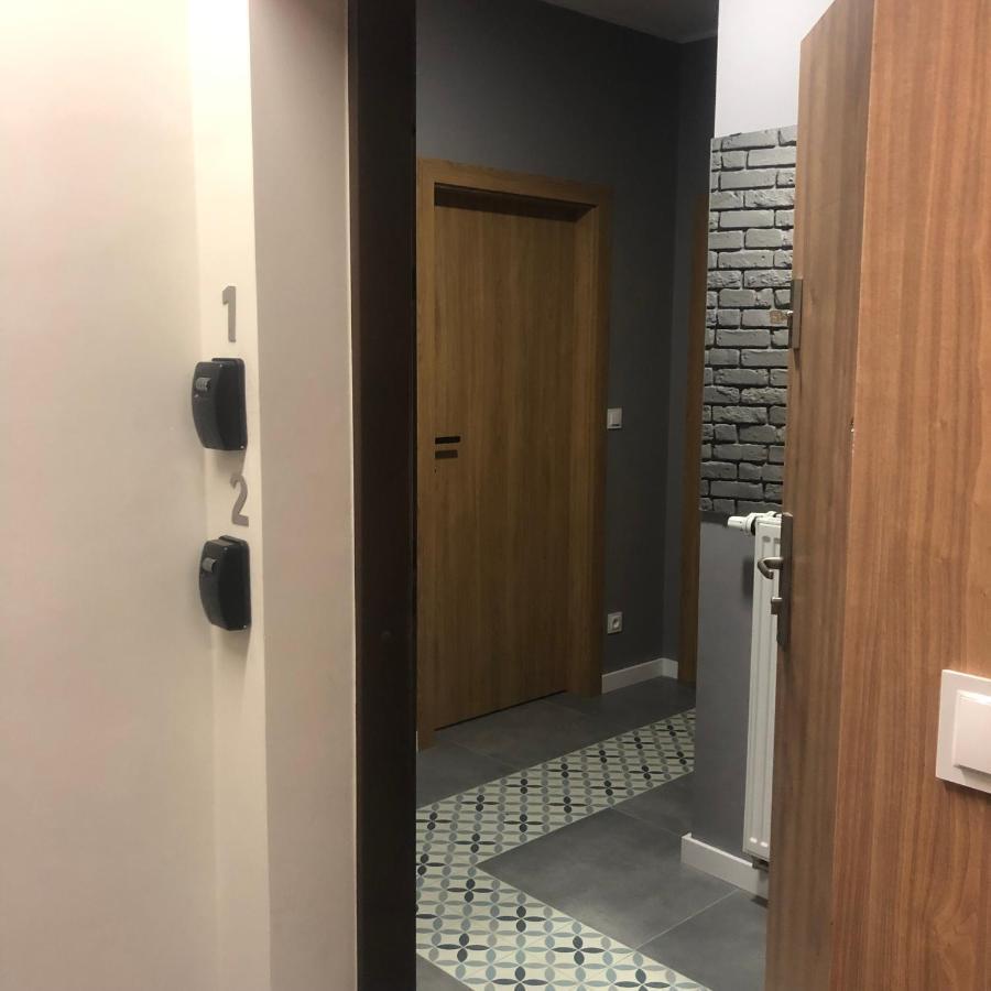 Apartament Z Ogrodkiem I Garazem Poznan Luaran gambar
